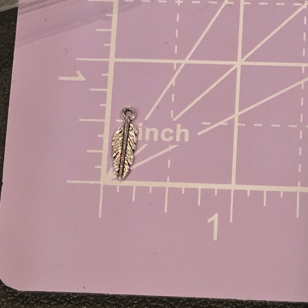 33pc Silver Tone Feather Charms Small Metal Leaf‎ Pendants Jewelry Making DIY